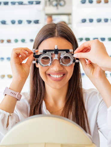 Experienced and Licensed Optometrists provide Expert Eye Care and advice to clients across Brampton, ON
