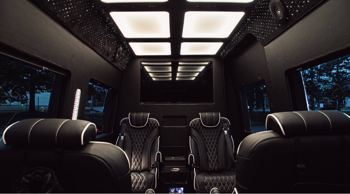 Noir Black offers Luxury Chauffeur Service to Indulge in the ultimate luxury travel experience in Toronto