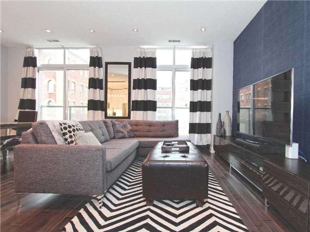 Homes For Sale in Downtown Toronto