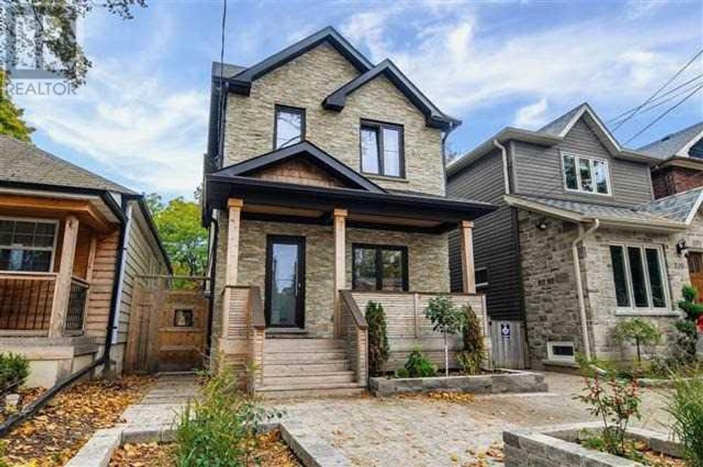 Homes For Sale in Downtown Toronto