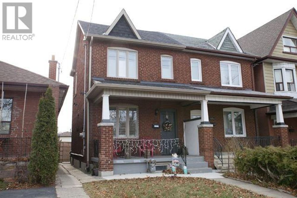 Homes For Sale in Downtown Toronto