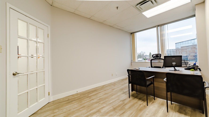 Shared Office Space Richmond Hill