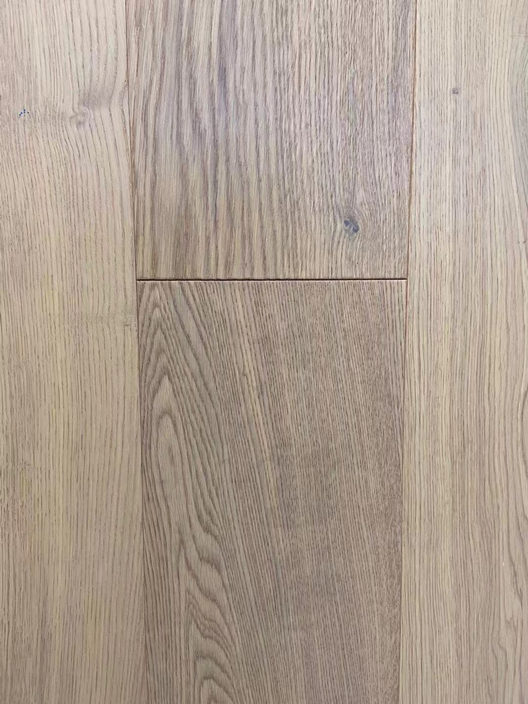 Engineered Hardwood Oak-7018