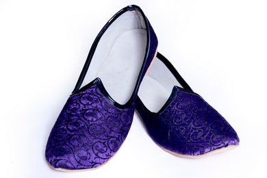 Purple Black Color Simple Mojari Juti