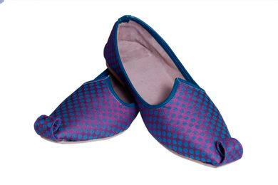 Polka Dots Royal Mojari Juti