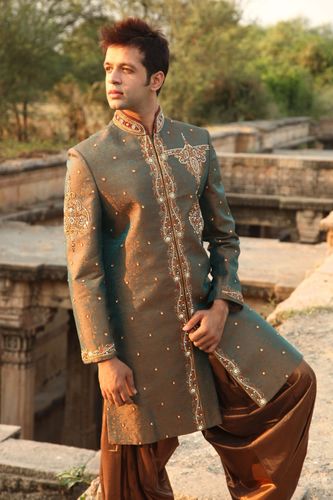 Jaal Pattern Rust Green Sherwani BL2010