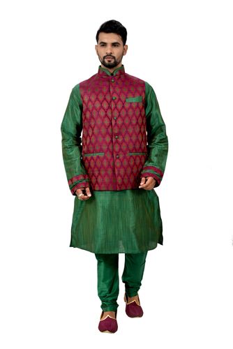 Green Kurtasetwith Multi Jacket