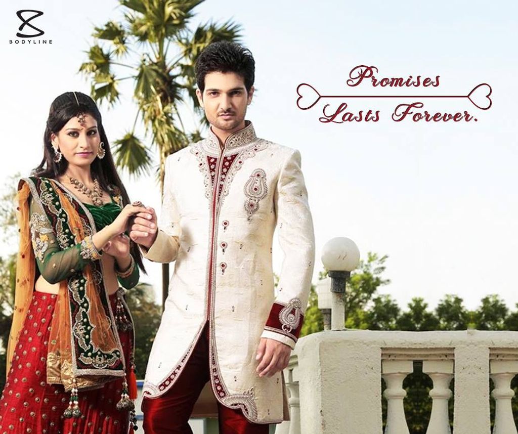 go traditional with wedding sherwani online.jpg