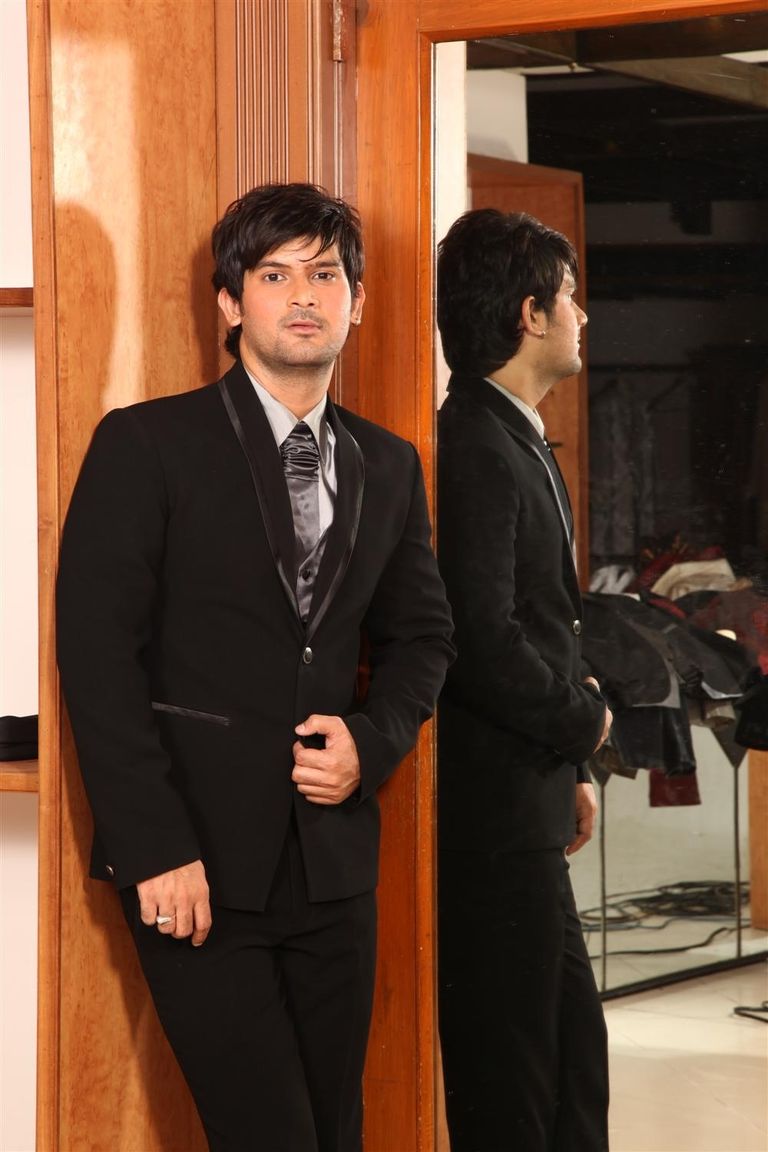 5 Piece Black Wedding Tuxedo BL3006