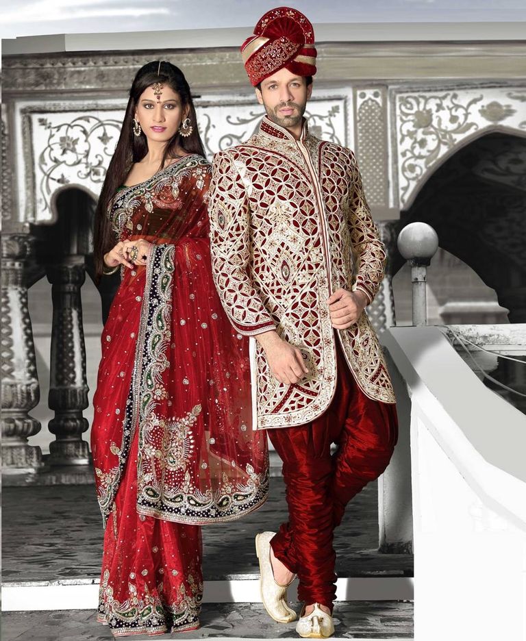 Augmenting Mens White Color Royal Sherwani