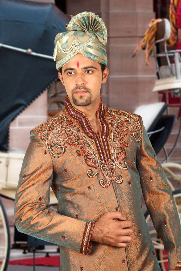 Graceful Designer Sherwani BL2043