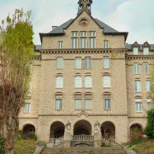 Lycée Louis Querbes Public School