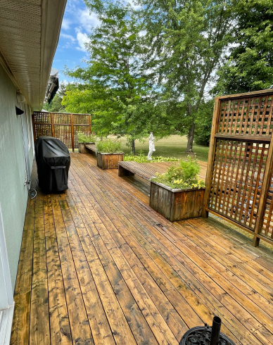 Experience Top Notch Pressure Washing Services for your dirty decks in Clarksburg