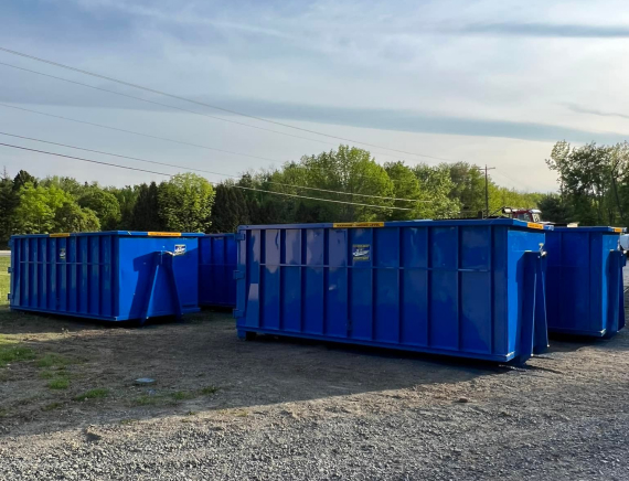 Our reliable roll-off dumpster rentals offer flexible rental options and prompt service for all trash disposal needs
