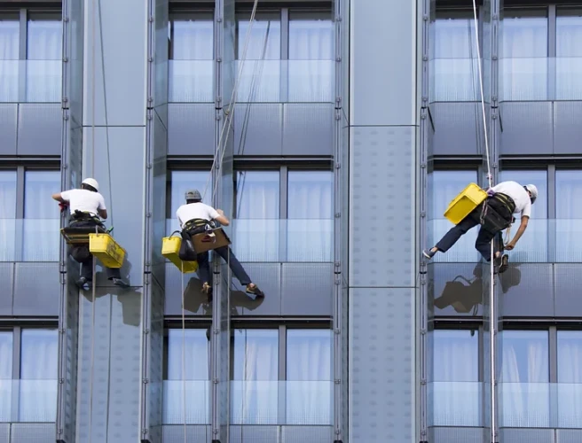 Vancity Glass offers top-notch Rope Access Services by Prioritizing Safety and quality in Vancouver