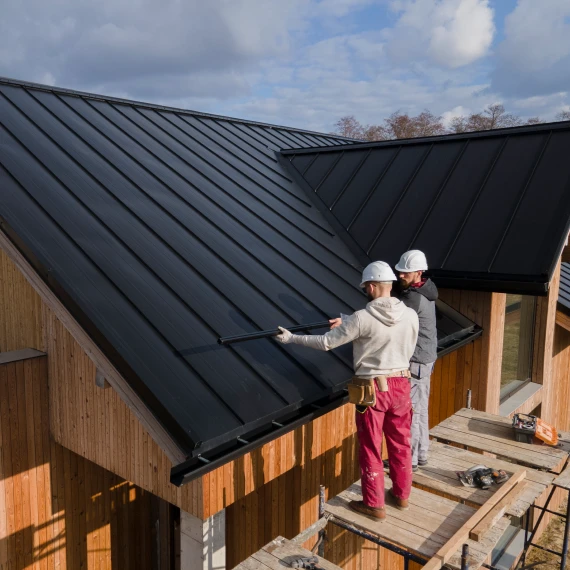 Starlight Roofing Ltd. Offers Commercial And Residential Roofing Services, From Repair To Replacement in Toronto