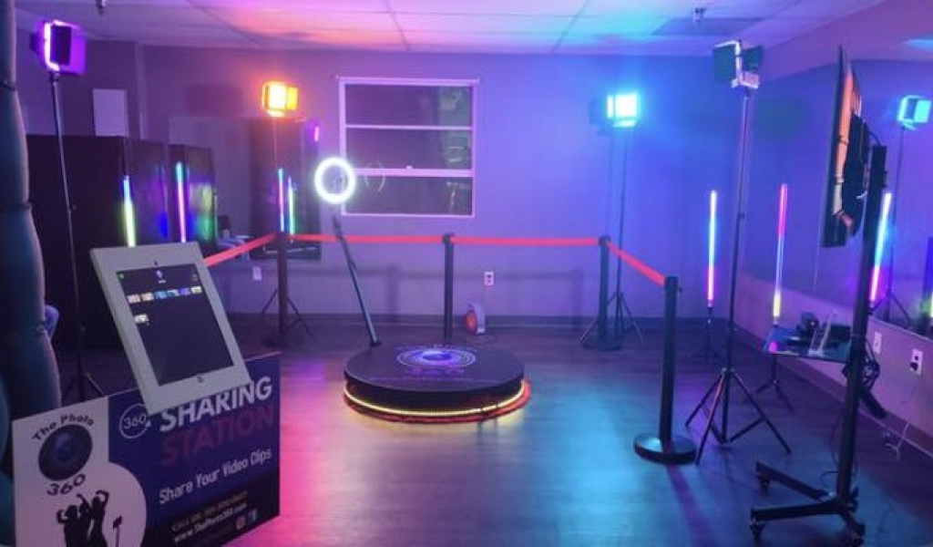 360 Photo Booth Rental Toronto