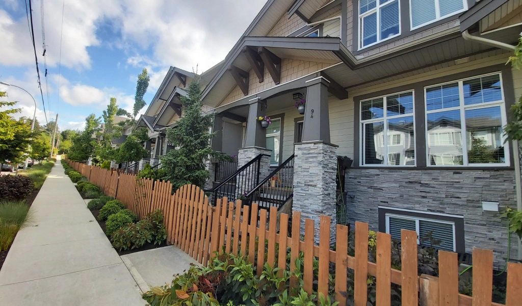 Hardie Shingle Siding Installation
