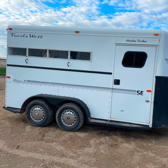 Horse Trailer For Rental