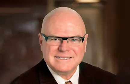 Pleins feux sur l’arbitre et médiateur – David McCutcheon