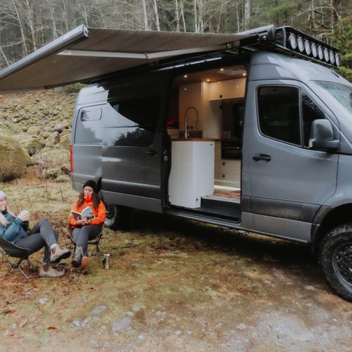 Mercedes Sprinter Dreadnought.jpg