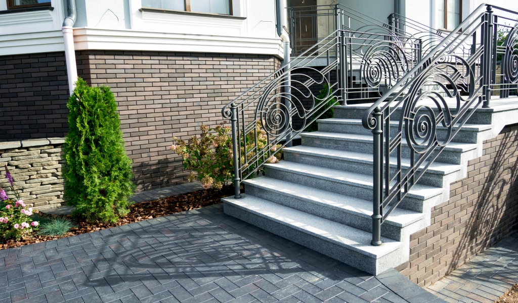 Custom Staircases Toronto