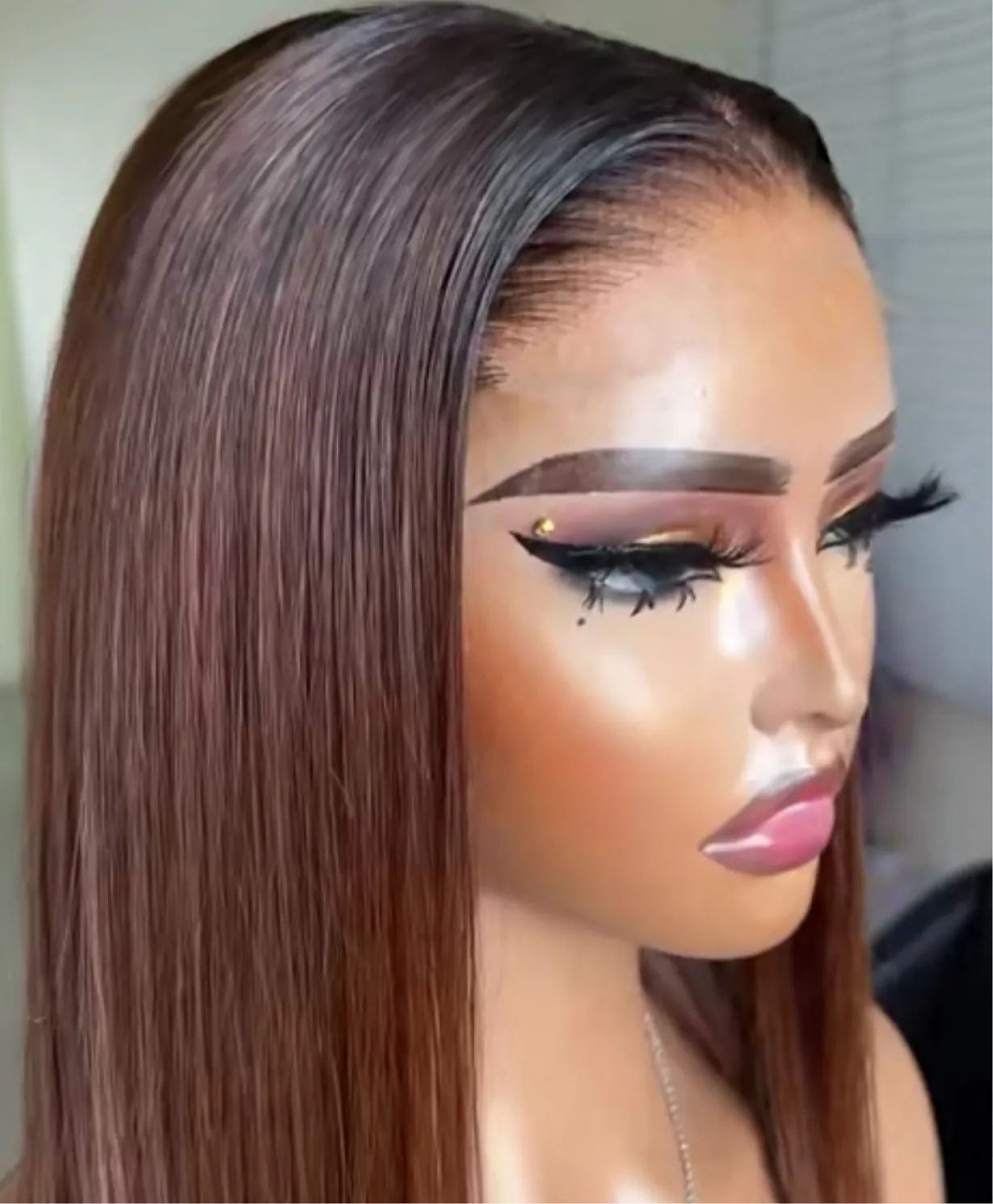 45. Dark and brown bonestraight wig - 12 inches