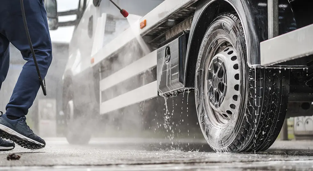 Mobile Truck Detailing Services in Toronto