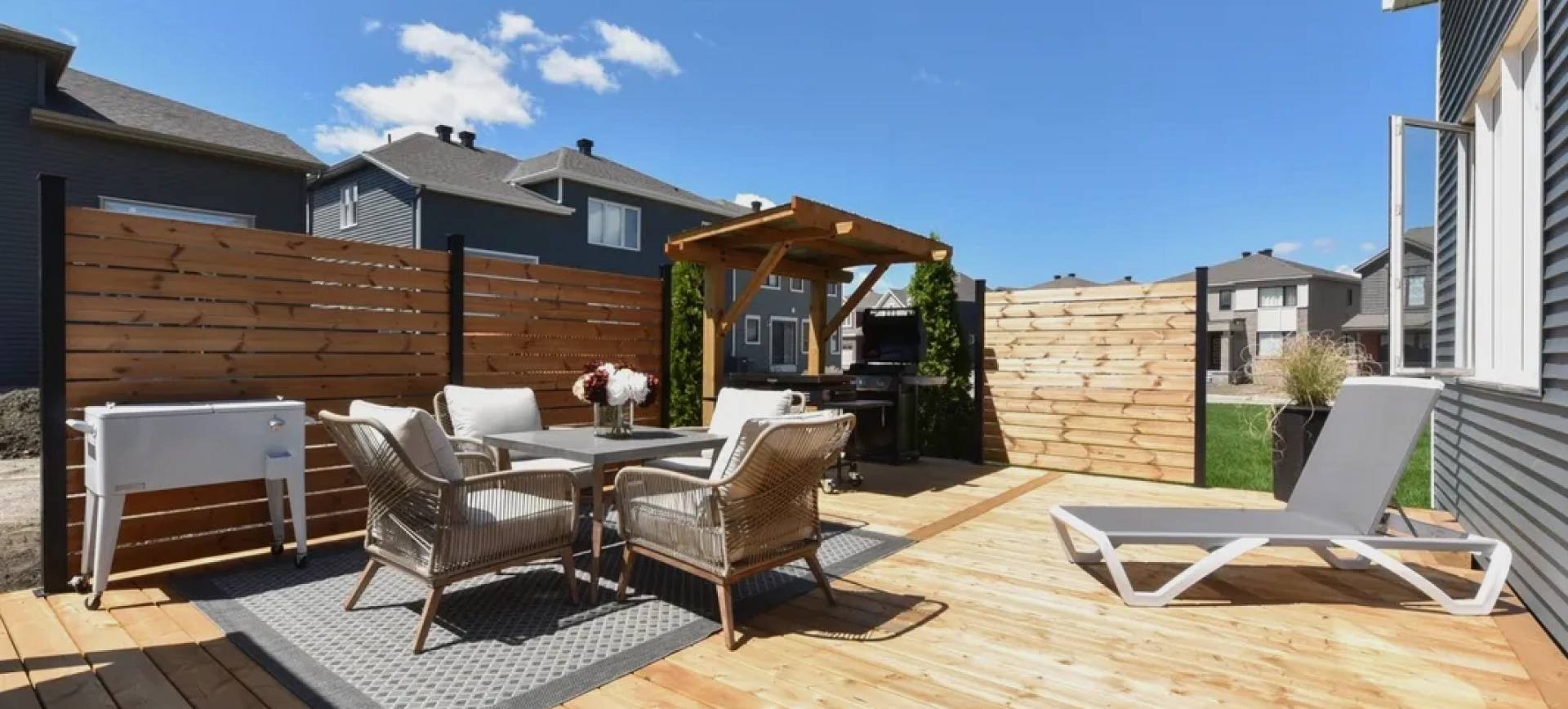 Deck Construction Ontario