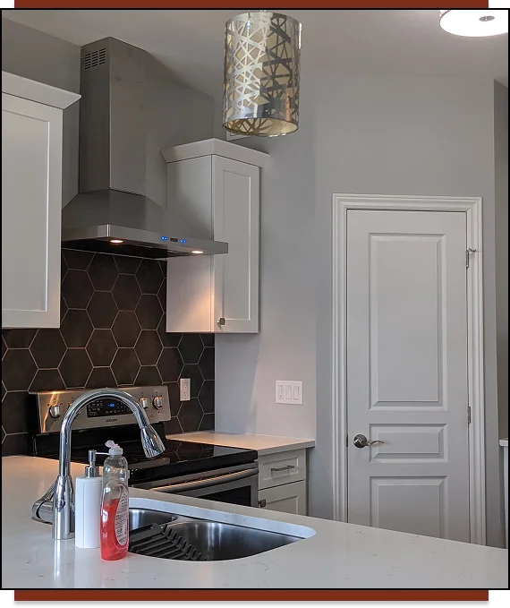 Licensed general contractor in Ontario on job site