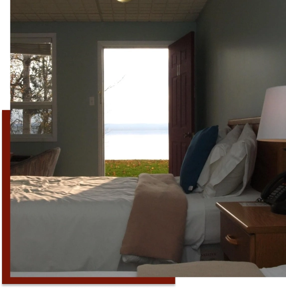 Spacious Two Queen Beds Room - Beach Level