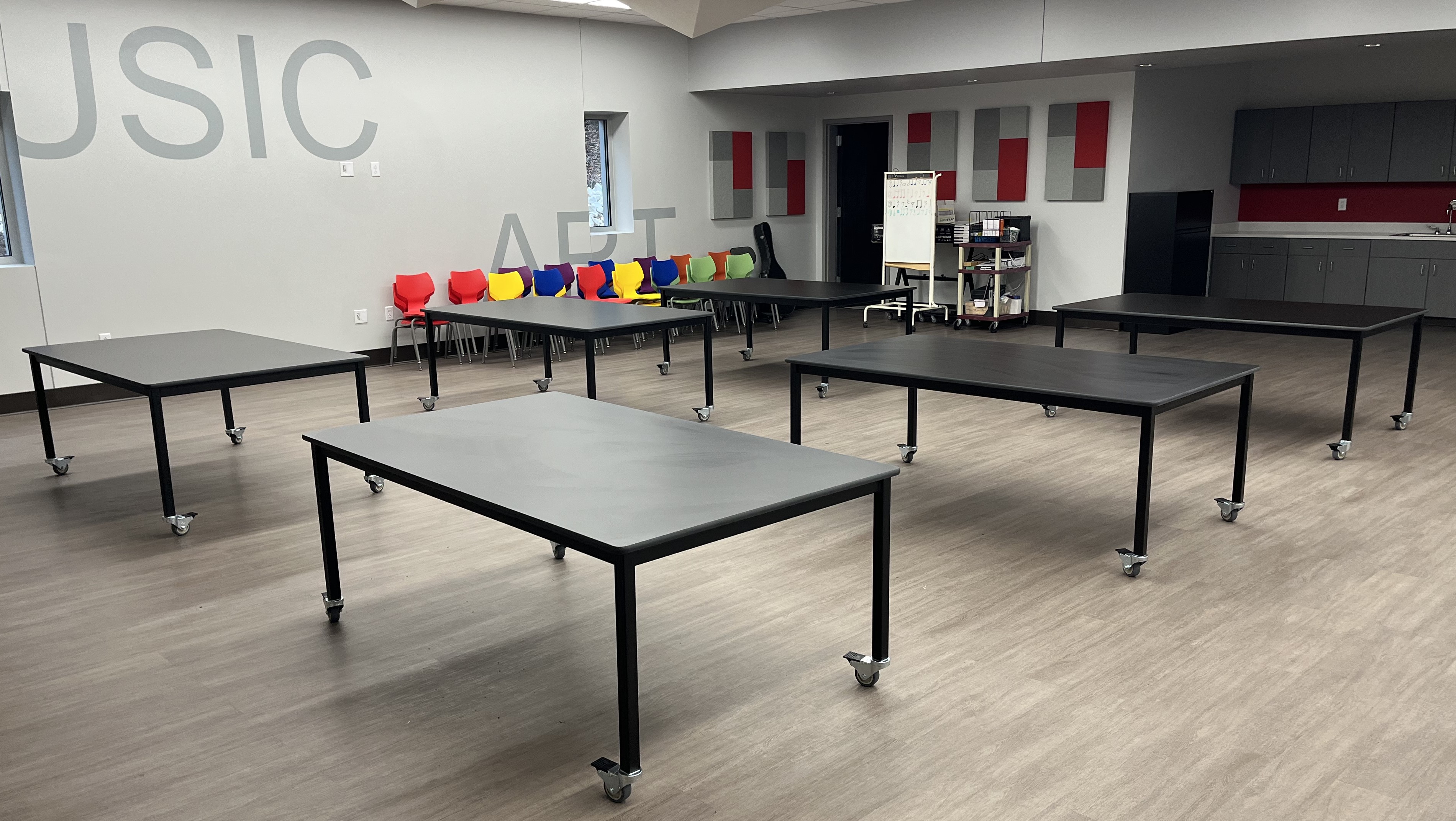 Art Tables For Schools