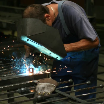 Contractor/Manufacturer Wholesale Program