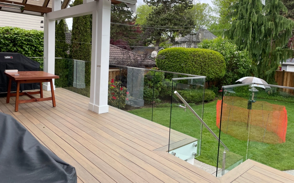 Deck Renovation Contractors
