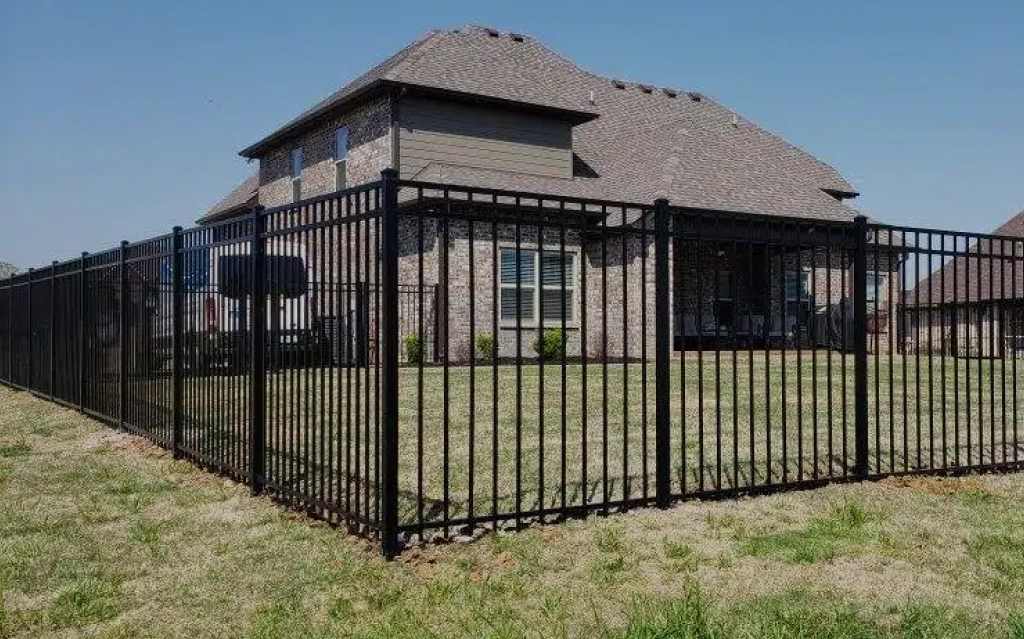 Aluminum Fence Installation