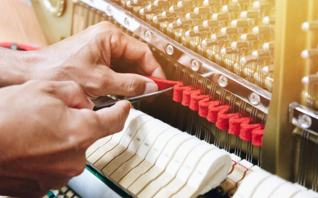 Piano Tuning Plano