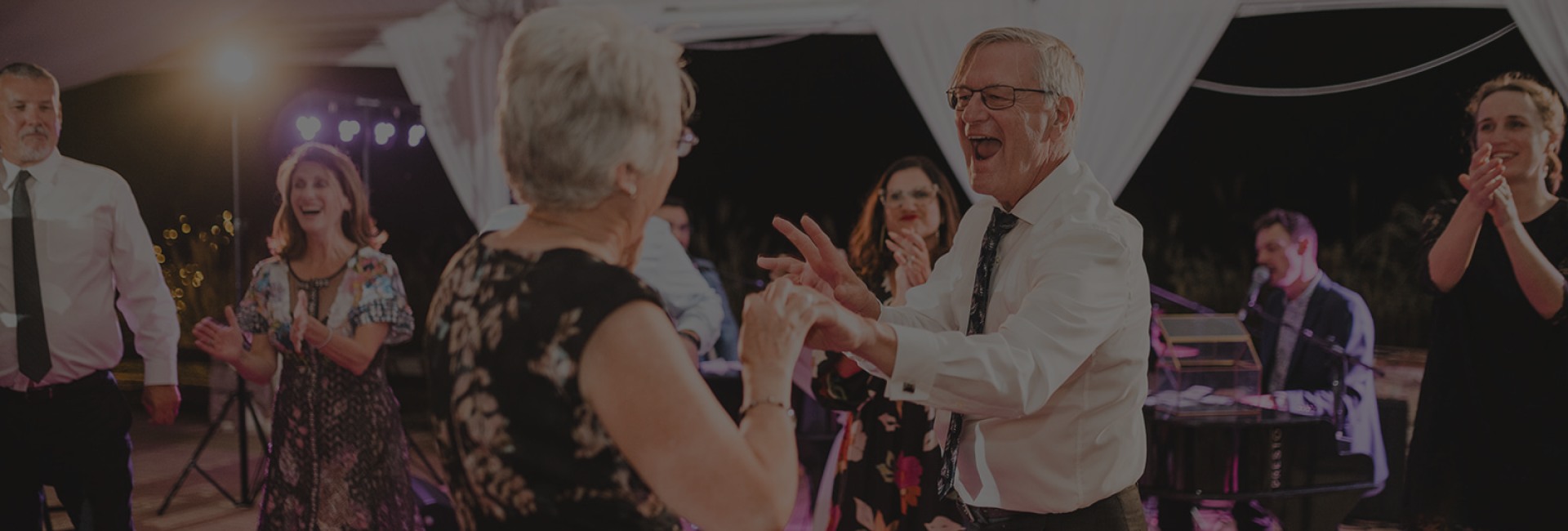 Dueling Pianos For Weddings