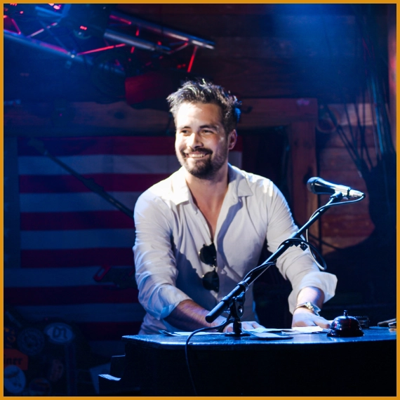 What You Get with Dueling Pianos for Business Events