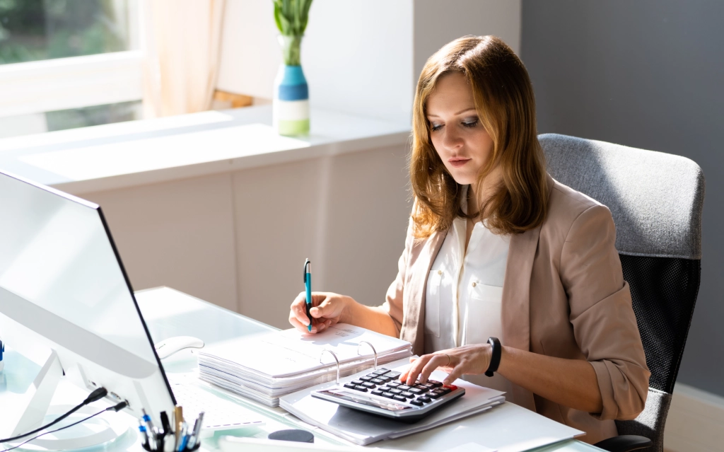 Accurate Monthly Bookkeeping