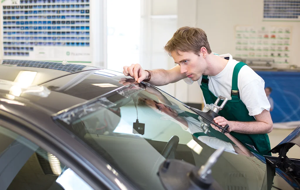 Auto Glass Repair The Bronx