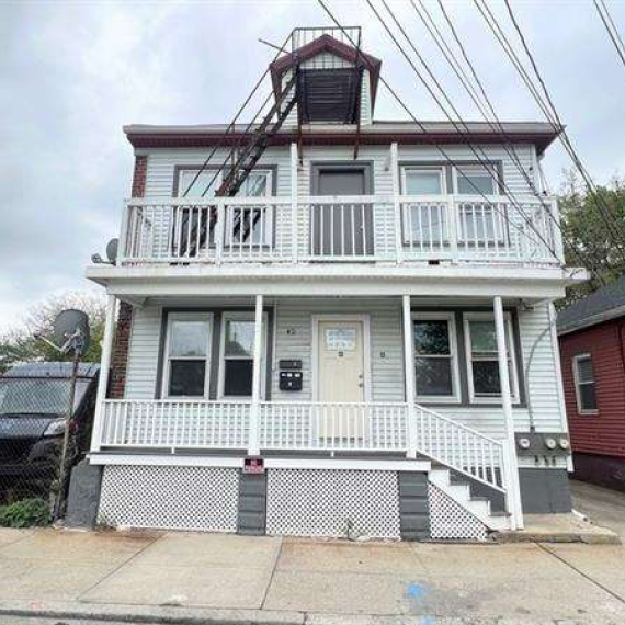 42 De Soto Street #1 Providence, Rhode Island 02909