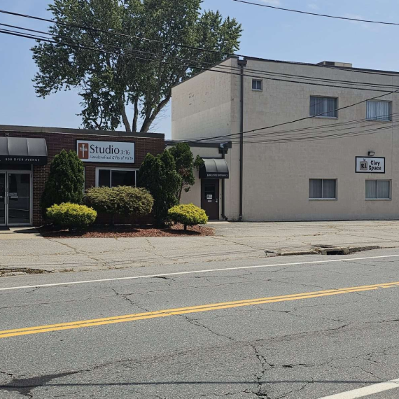 838 Dyer Ave, Cranston RI 02920