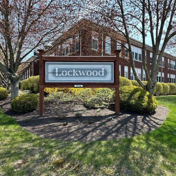 3524 West Shore Road #112 Warwick, Rhode Island 02886