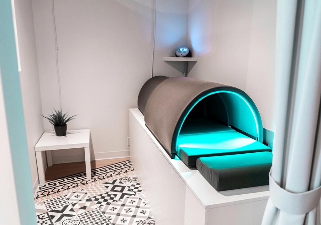 Nigel Walker & Associates offers practical, experience-driven commercial interior design services in Vancouver