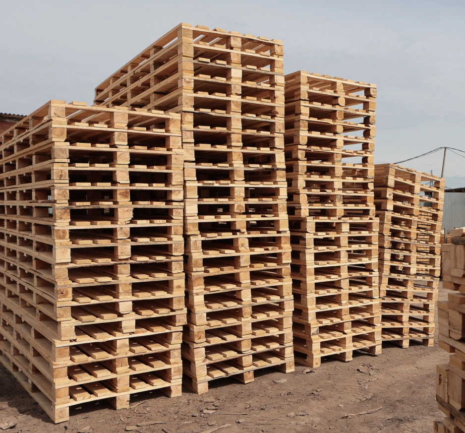 Facility operations improved through a pallet supplier solution
