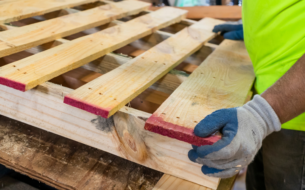 Industrial team using pallet manufacturing service in Sacramento
