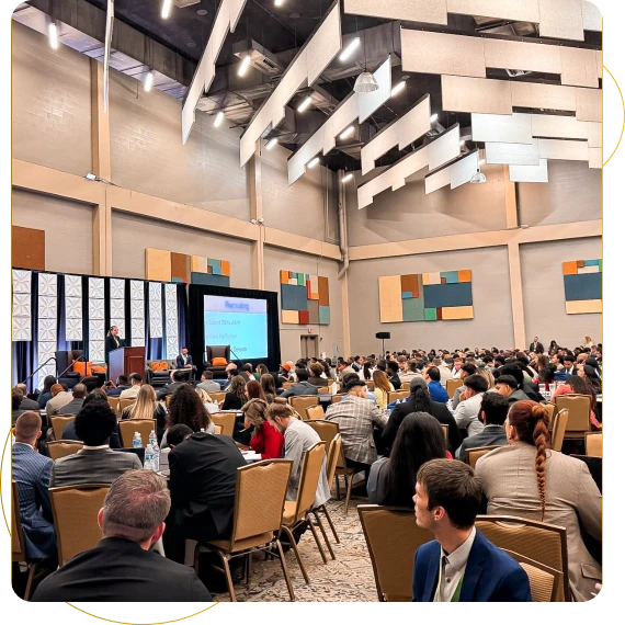  Mentor guiding new members in a leadership development programme