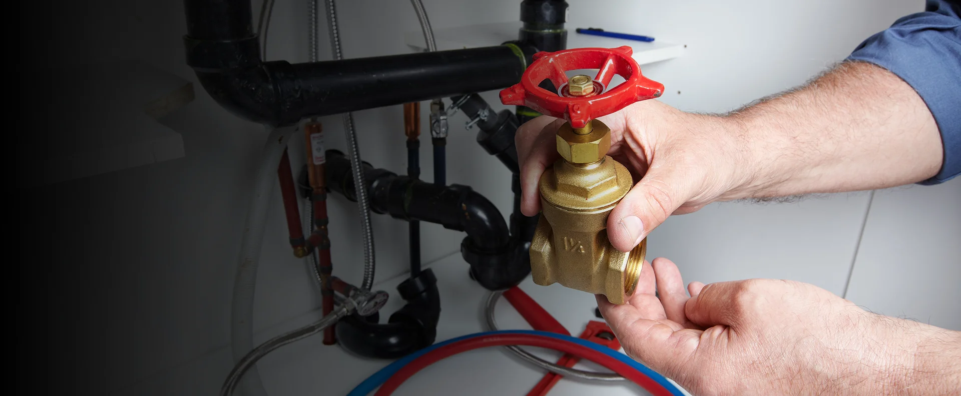 Residential plumbing services in Laval home repair