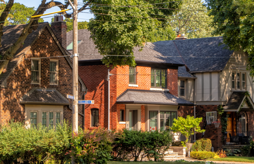 Professional real estate services in Toronto for buyers and sellers

