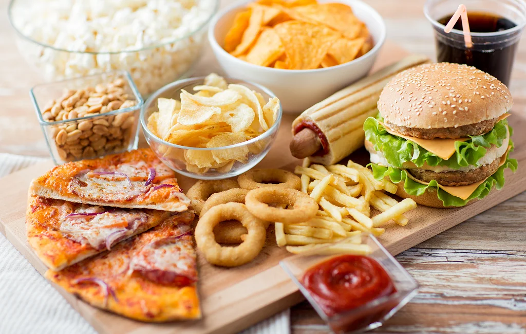 Pizza Restaurant Slices & Combos Featuring Pizza by Slice
